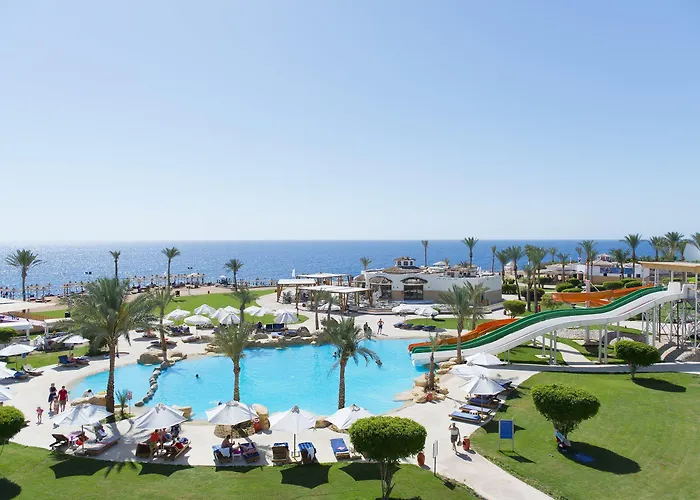 Resort Amphoras