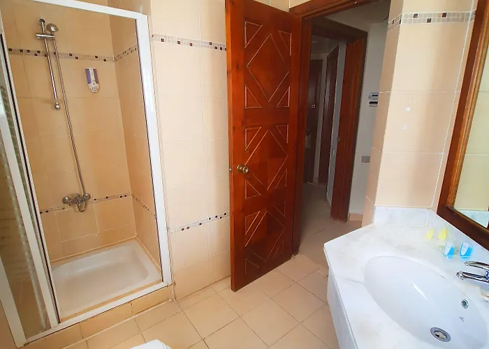 Resort Amphoras