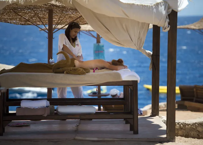 Resort Amphoras 5*