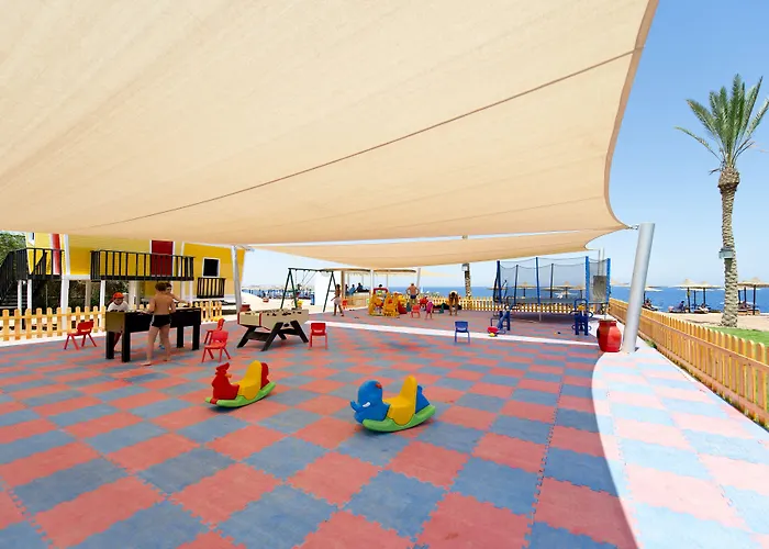 Resort Amphoras 5*