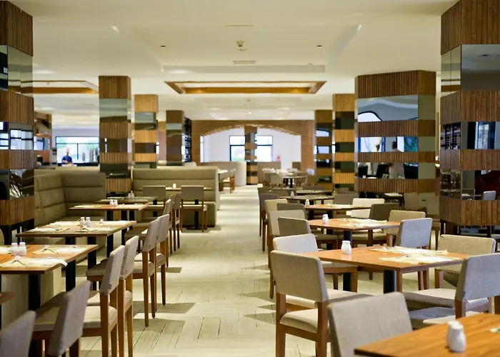 Resort Amphoras